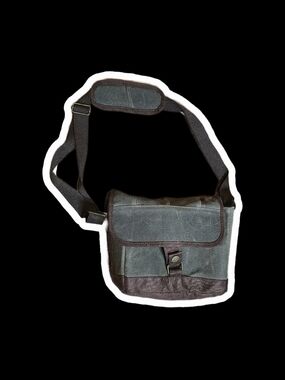Legacy Beer Caddy Canvas Messenger Bag With Retractable Cord